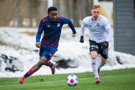 Östers IFs Raymond Adjei och Örebros Christopher