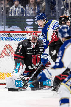 Örebros målvakt Jhonas Enroth och Leksands Lukas Vejdemo