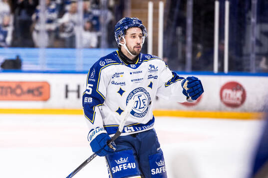 Leksands Max Veronneau jublar