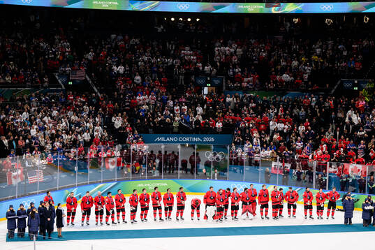 Players of Canada looks dejected