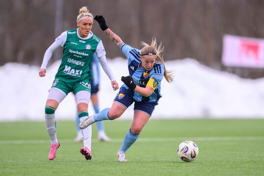 Alingsås Agnes Inedahl och Djurgårdens Maria Olafsdottir