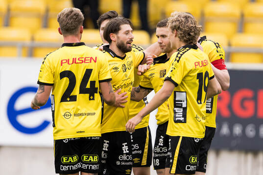 Elfsborgs Arber Zeneli jublar