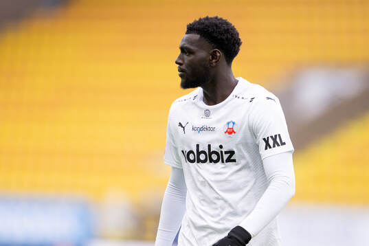 uHelsingborgs Demba N'Diaye nder fotbollsmatchen i Svenska
