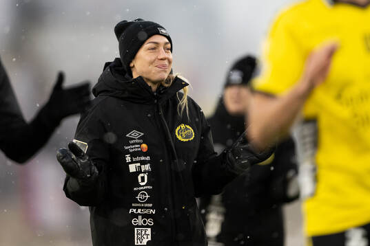 Elfsborgs fysioterapeut Tania Nilsson jublar
