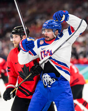 Sam Bennett of Canada and Auston Matthews of USA in the