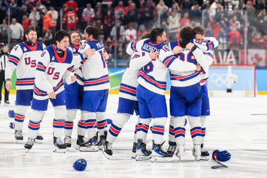 Players of USA celebrate