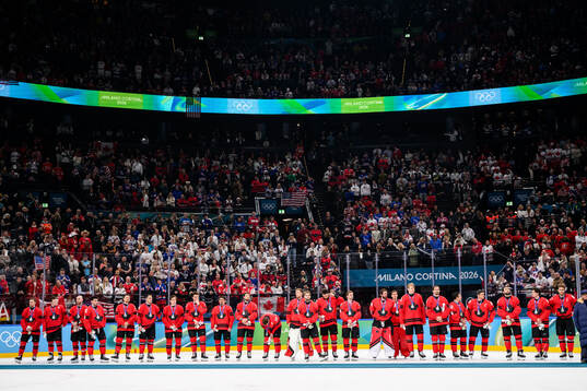 Players of Canada looks dejected