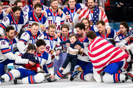 Players of USA celebrate