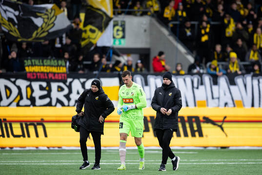 Häckens målvakt Andreas Linde tvingas byta