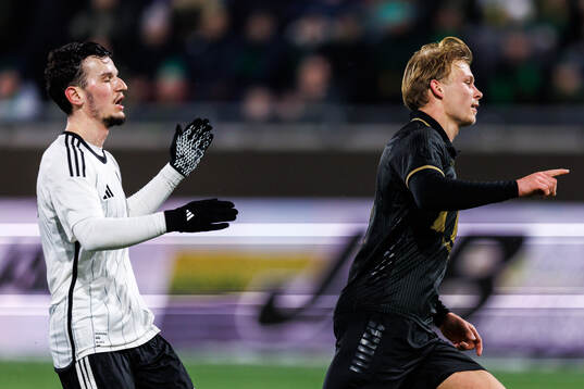 GAIS Rasmus Niklasson Petrovic jublar och Landskronas Gent