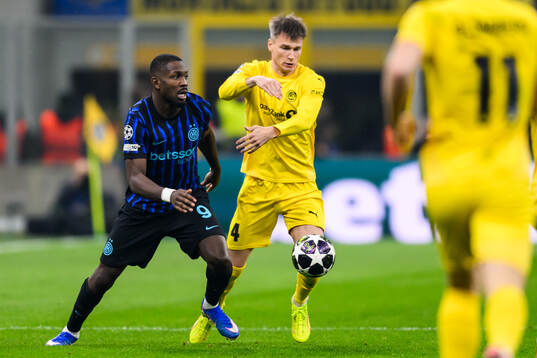 Marcus Thuram of Inter and Odin Bjørtuft of Bodø/Glimt