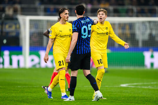 Alessandro Bastoni of Inter, Andreas Helmersen and Jens