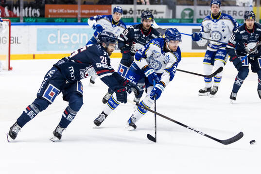 Linköpings Max Martin och Leksands Peter Cehlarik