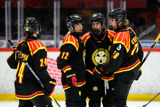 Brynäs Sara Cajanova, Mina Waxin, Jenniina Nylund och Elin