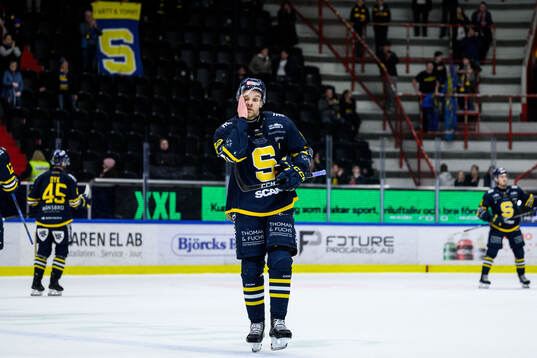 Södertäljes Roope Laavainen deppar