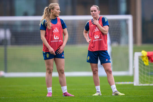 Smilla Holmberg and Hanna Lundkvist of the Swedish women's