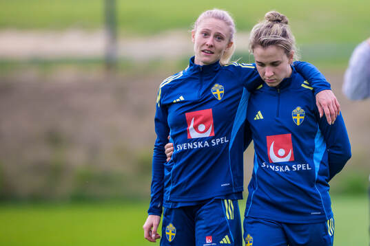 Rebecka Blomqvist and Julia Zigiotti Olme of the Swedish