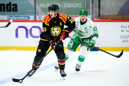 Brynäs Jakob Silfverberg och Rögles Fredrik Olofsson