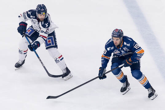 Linköpings Oscar Fantenberg och Växjös Reid Gardiner