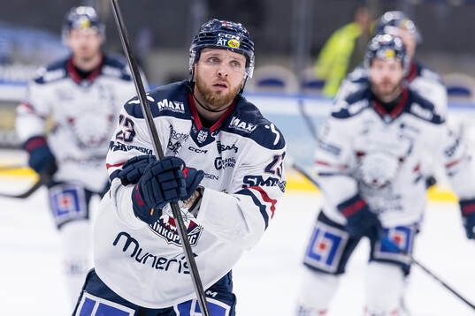 Linköpings Robin Kovacs jublar