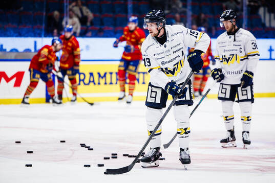 s Niklas Hansson