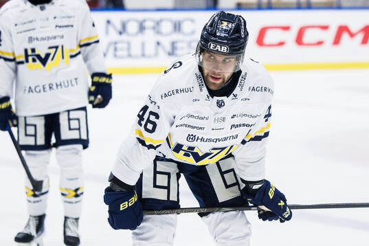 HV71s Joona Luoto deppar