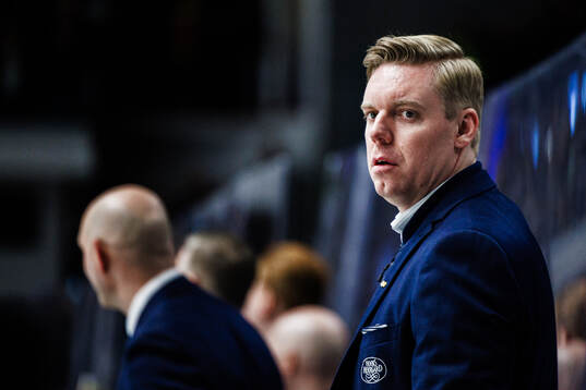 s tränare Anton Blomqvist