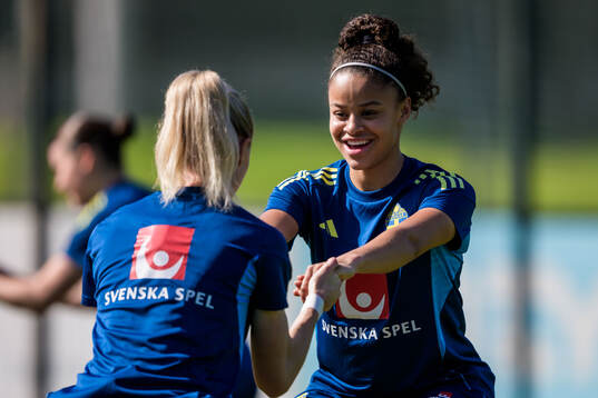 Felicia Schröder of the Swedish women's national football