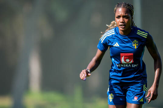 Evelyn Ijeh of the Swedish women's national football team