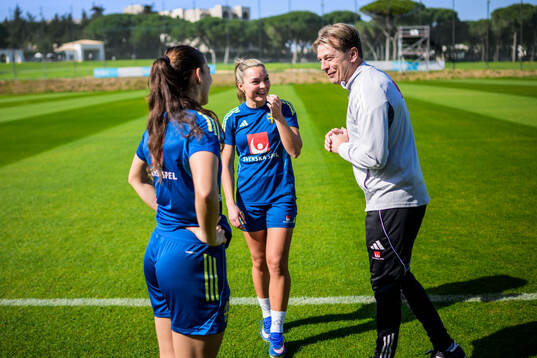 Johanna Rytting Kaneryd and Head coach Tony Gustavsson of
