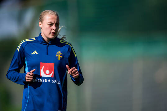 Elma Junttila Nelhage of the Swedish women's national