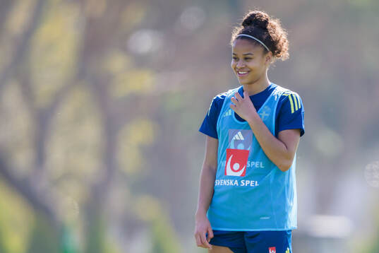 Felicia Schröder of the Swedish women's national football