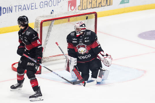 Malmö Redhawks målvakt Marek Langhamer vid 0-1 målet