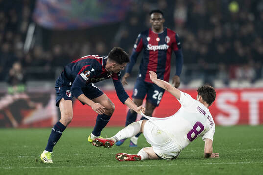 Nikola Moro of Bologna and Felix Horn Myhre of Brann