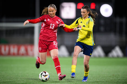 Danmarks Caroline Haar Ahle och Sveriges Rona Krasniqi