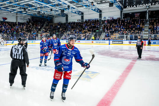 Oskarshamns Teemu Olavi Lepaus jublar
