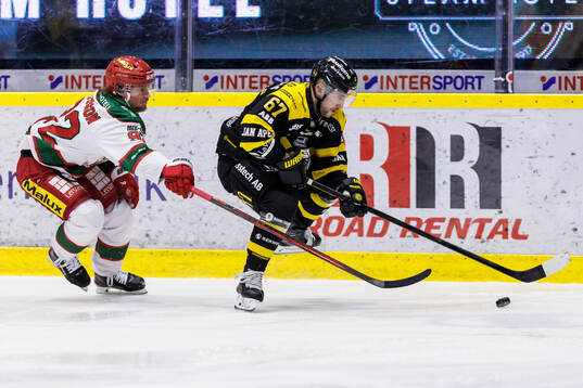 Modos Jesper Olofsson och Västerås Konstantin Komarek