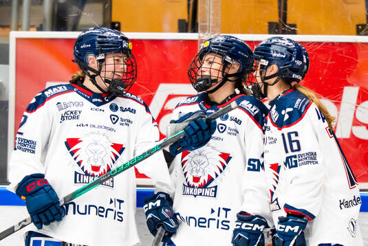 Linköpings Ellie Kaiser och Moa Wernblom och Marthe