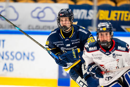 HV71s Beatrice Hjälm