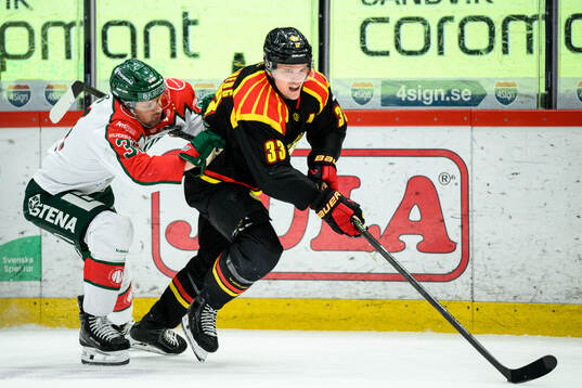 Frölundas Nicklas Lasu och Brynäs Jakob Silfverberg
