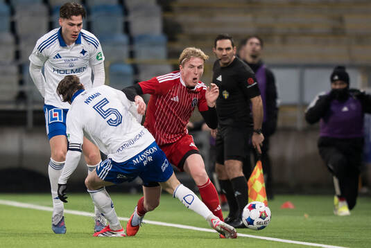 IFK Norrköpings Christoffer Nyman och Landskronas Gustaf