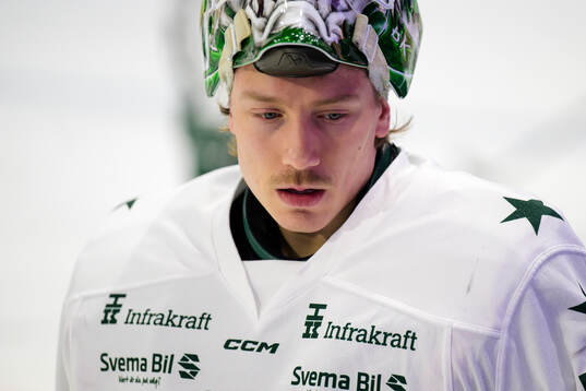 Färjestads målvakt Emil Larmi