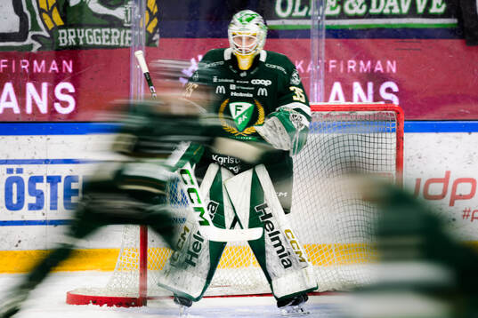 Färjestads målvakt Melker Thelin