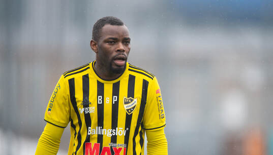 IFK Hässleholms Saikou Jawneh i träningsmatchen mellan