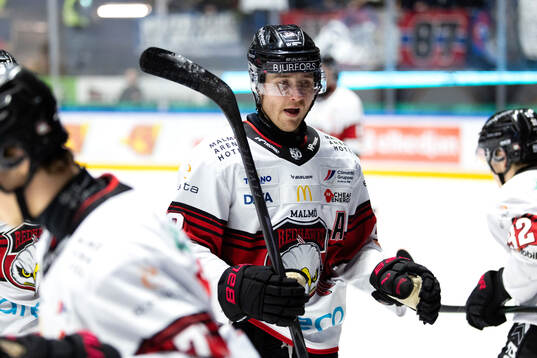 Malmö Redhawks Janne Kuokkanen jublar
