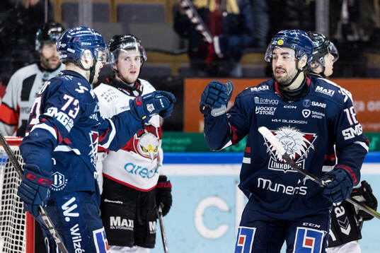 Linköpings Remi Elie jublar
