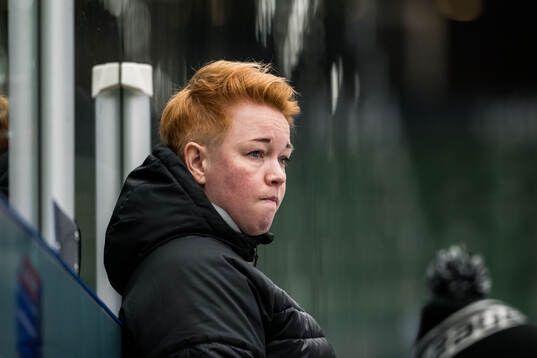 Örebros huvudtränare Evelina Husar