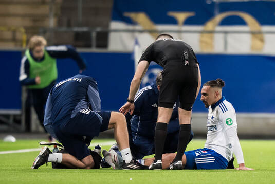 IFK Norrköpings Moutaz Neffati får vård