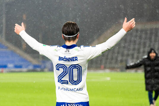 IFK Norrköpings Axel Brönner jublar