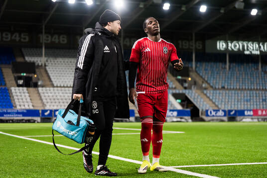 Landskronas Xavier Odhiambo utgår skadad